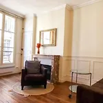 Appartement Tour Eiffel Rue Du Bac 2