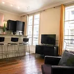 Appartement Tour Eiffel Rue Du Bac 2